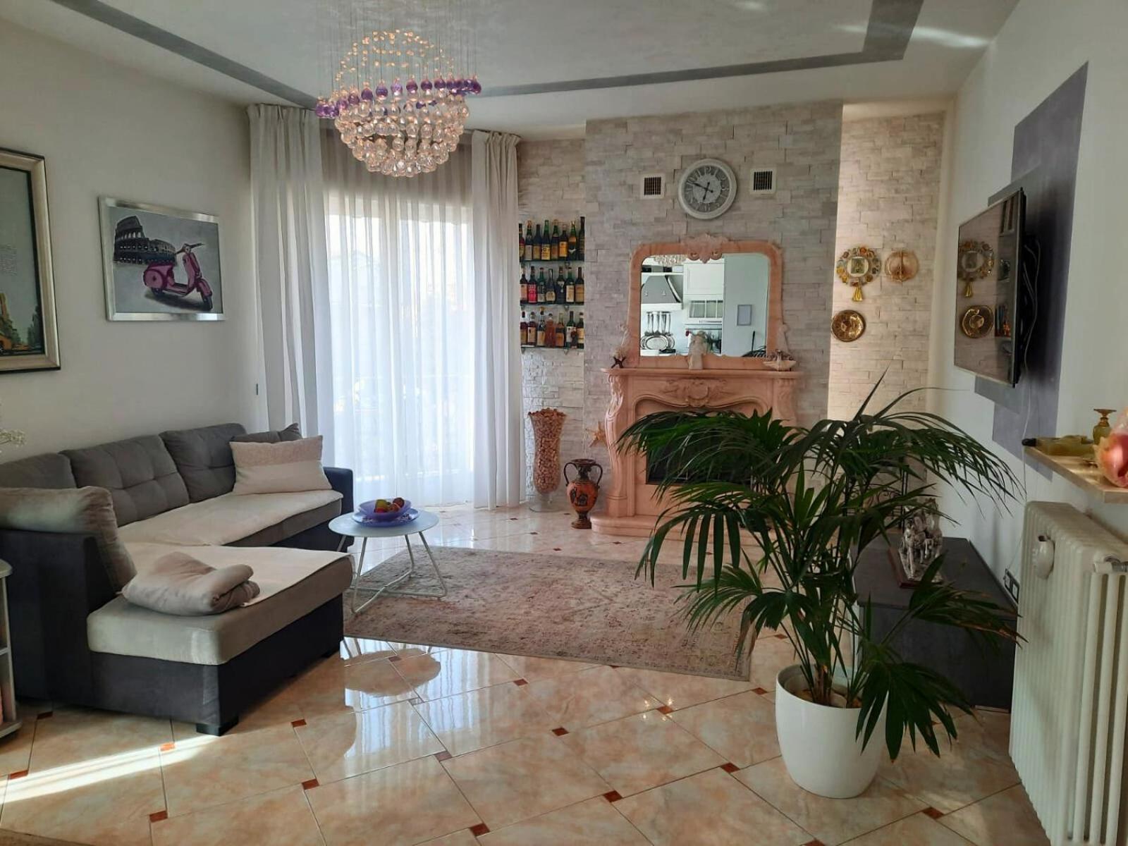 Appartamento Angelo Bianco Peschiera del Garda Luaran gambar